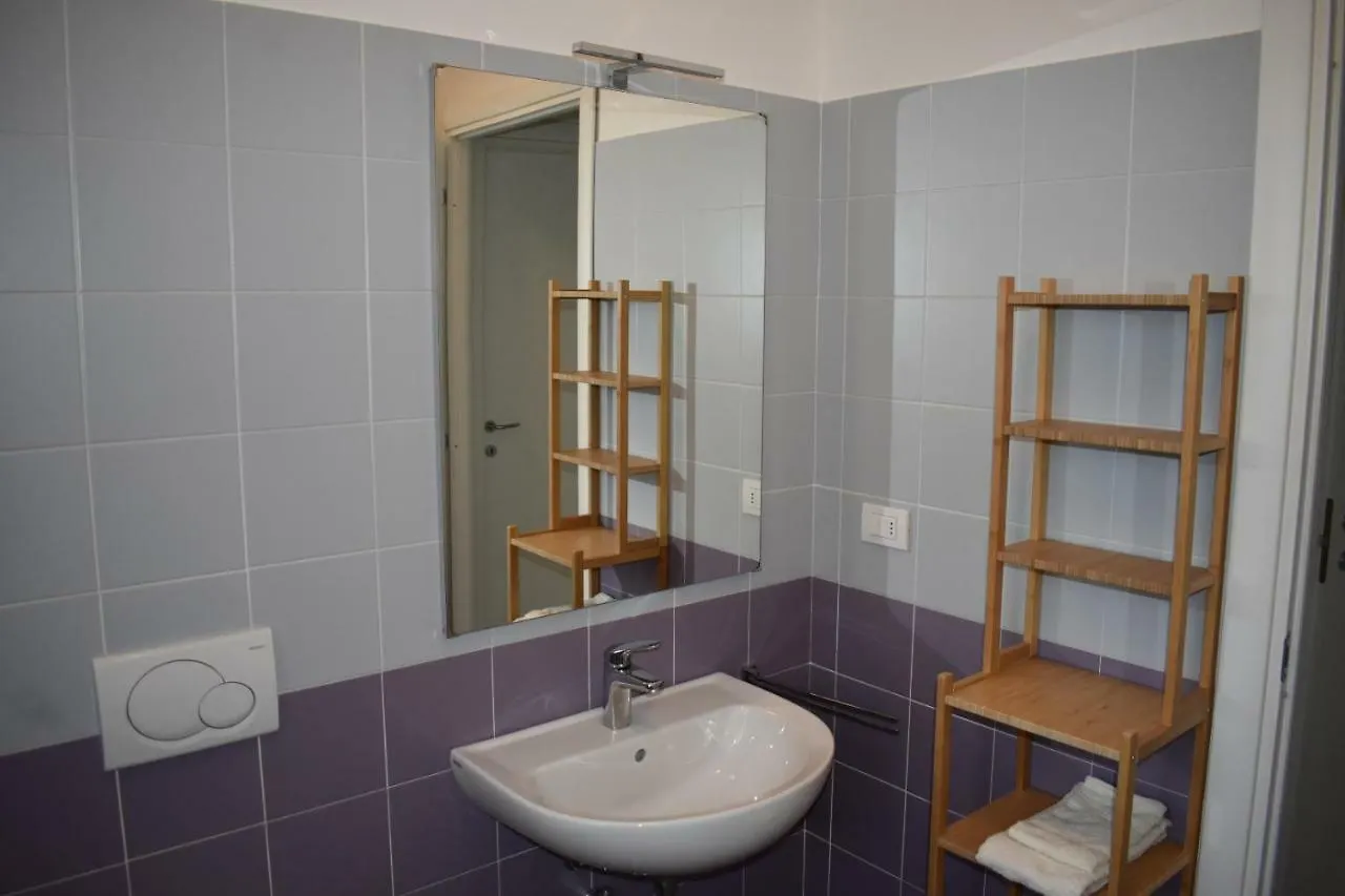 Residence Borsellino 41 Garbagnate Milanese 0*,  Italia